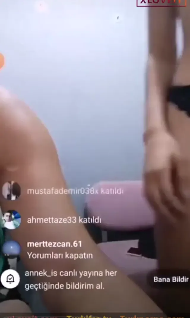 Anne Kız ifşa Canlı nude yayın yaptılar — Canlı Yayınlar · sahne 1