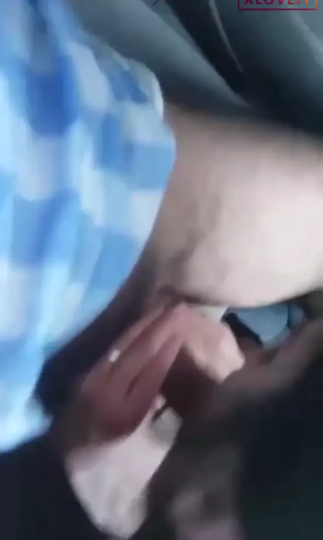 Arabada Sakso Ateşli Kürt kızı dakikalarca ağzına aldı — Amatör Porno · sahne 2