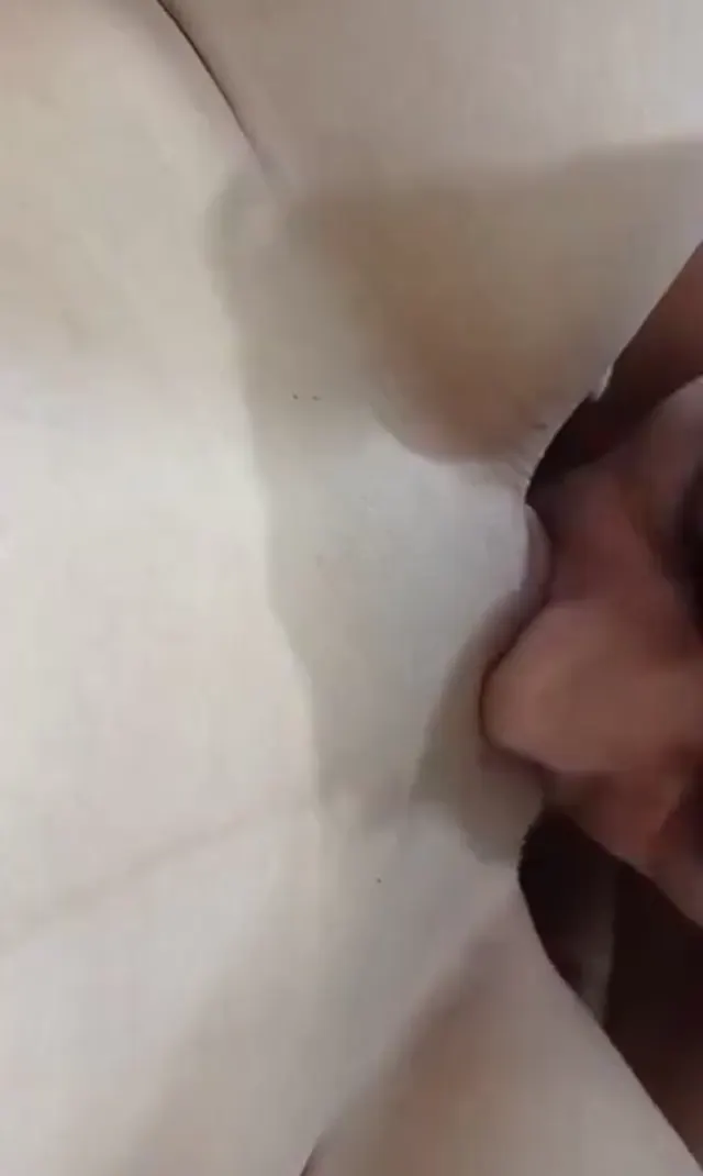 Ateşli kızın imdadına sevgilisi yetişip sikti — Amatör Porno · sahne 2