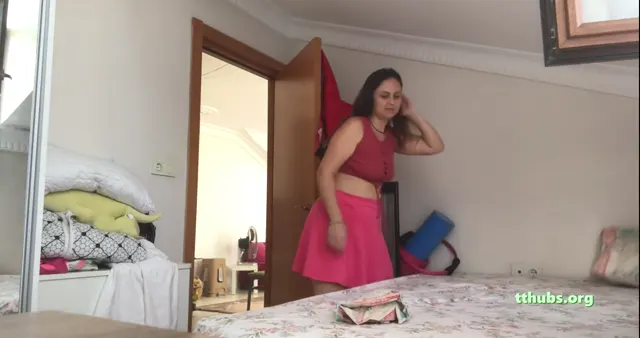 Ayşe Akdemir — Ayşe Akdemir · sahne 3