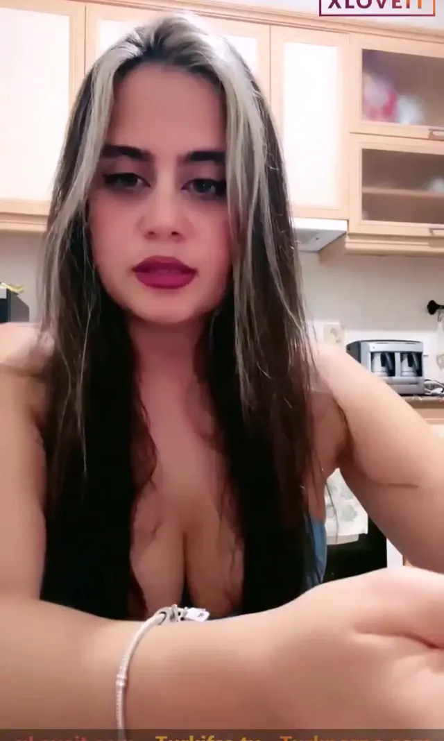Ayşe Elbi ifşa Büyük memeli olgun yayında çalkaladı — Ayşe Elbi — Canlı Yayınlar · sahne 2