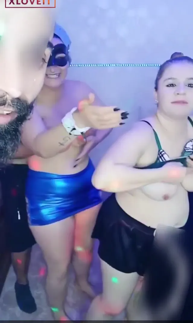 Swinger — Swinger Porno Türk olgun çiftler Biz 2 Aşık · sahne 1