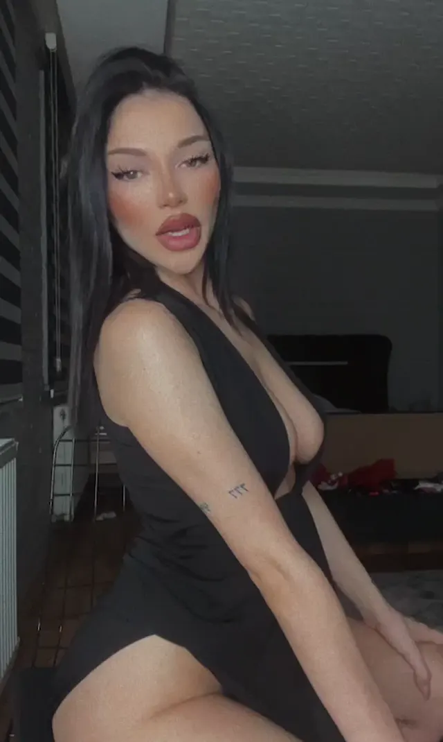 Cerhawk ifşa nude yayın Part 10 seyret — Cerhawk — Canlı Yayınlar · sahne 2