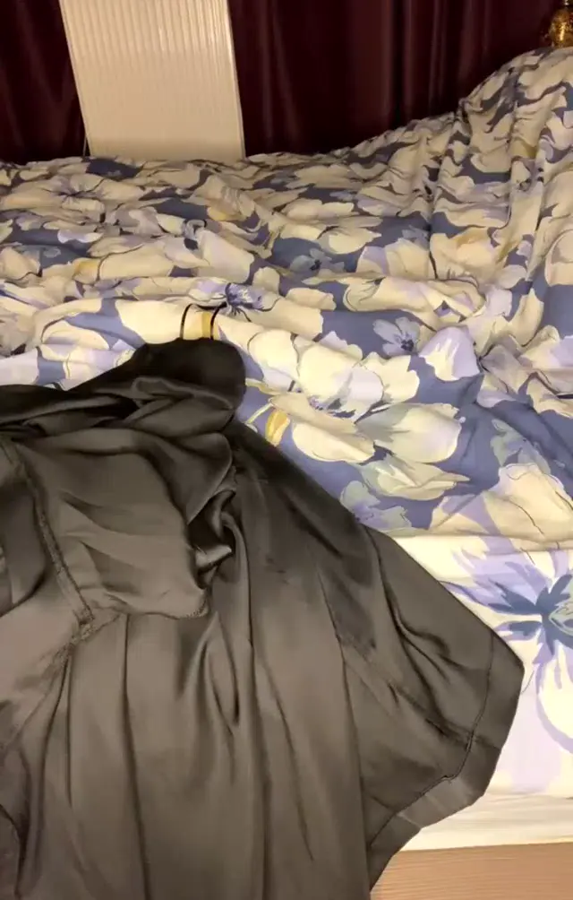 Çimen Abla ifşa Seksi olgun Amcık Meme sergiledi — Çimen Abla — Bedava Porno · sahne 3