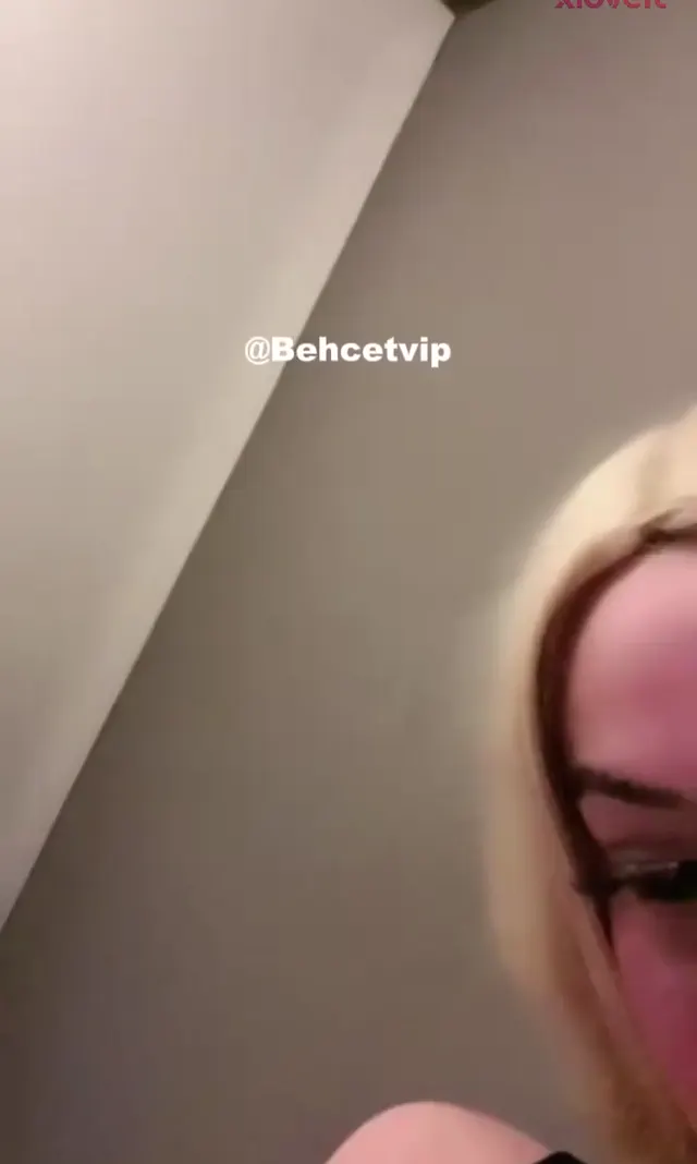 Escort — Escort ifşa Bade yayında dar amını siktirdi · sahne 1