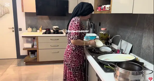 Fatma İle Her Telden 151 — Fatma ile Her Telden — Türk ifşa · sahne 1