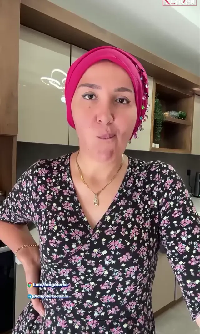 Fatma ile Her Telden Canlı yayın videosu Vol 1 — Fatma ile Her Telden — Canlı Yayınlar · sahne 3