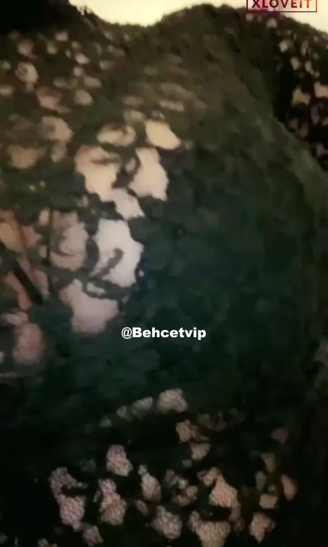 Havin ifşa Türbanlı Kürt kızından sexy video — Havin — Türk ifşa · sahne 2