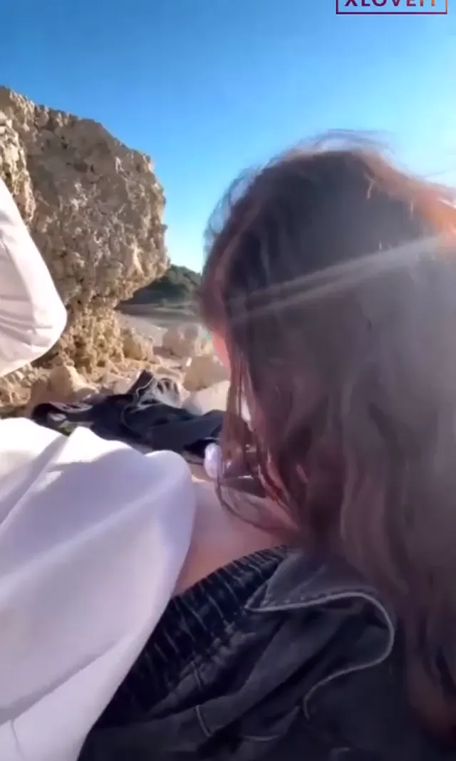 HD Porno Plajda gözlüklü fenna hatuna sakso çektirdi — Mobil Porno · sahne 2