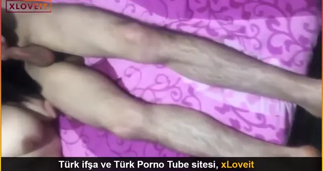 Kasklı elemanlar türbanlıyı sikiyor çok orospu — Amatör Porno · sahne 1