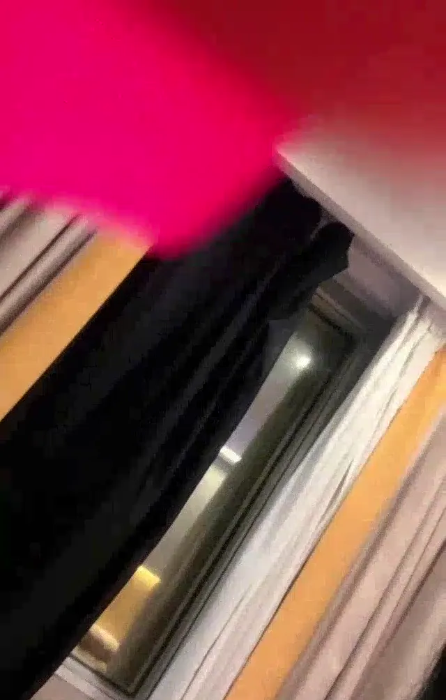 Tango Leopar — Leopar ifşa 2 Escort birlikte sikişe gidip yayın açtı · sahne 3