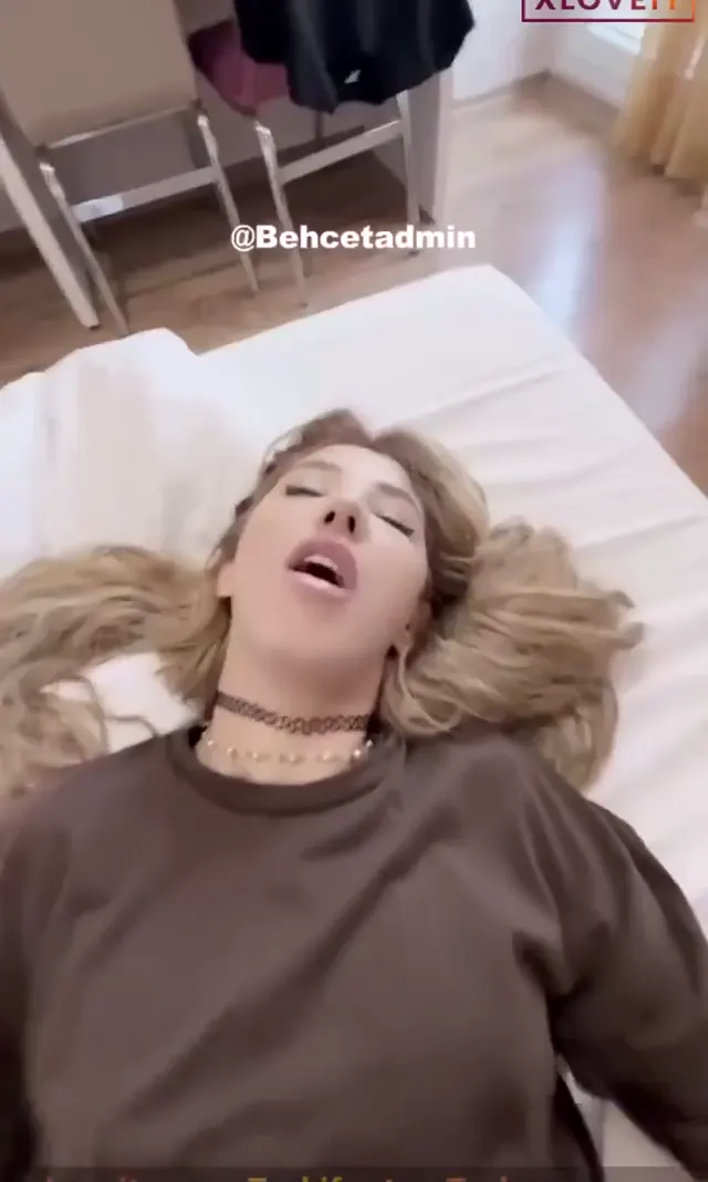 Linasu özgen Porno HD Sakso çekip sikildi — Lina Su Özgen — Mobil Porno · sahne 3