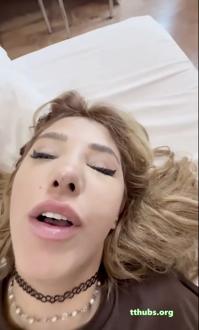 Linasuozgen Onlyfans 18 — Lina Su Özgen — Türk ifşa · sahne 3