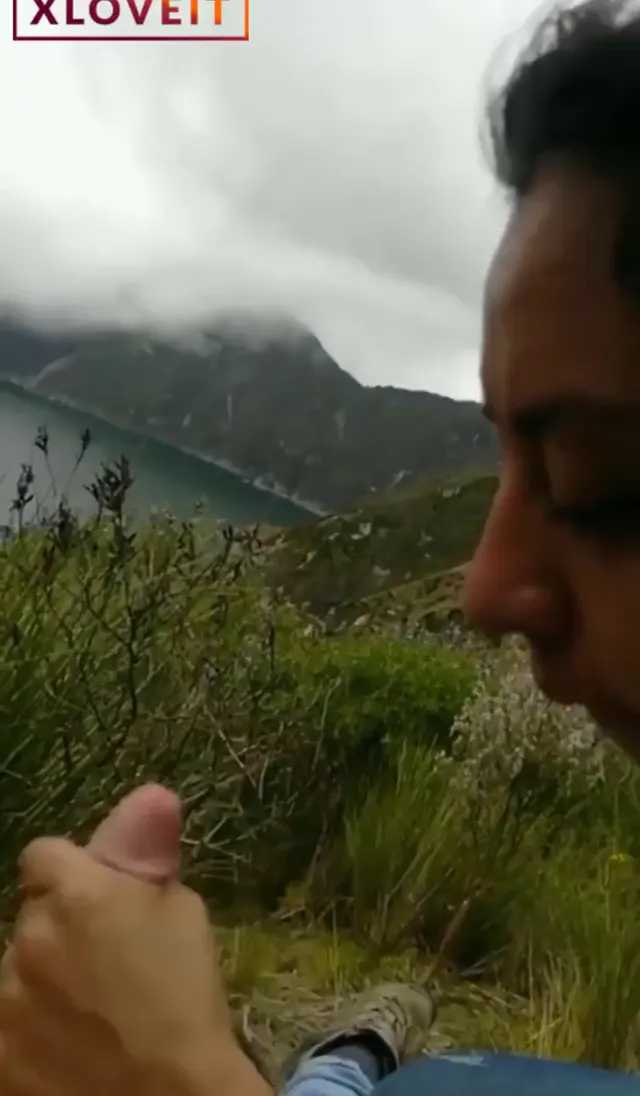Manzaraya karşı Arap turistin ağzına veriyor — Amatör Porno · sahne 3