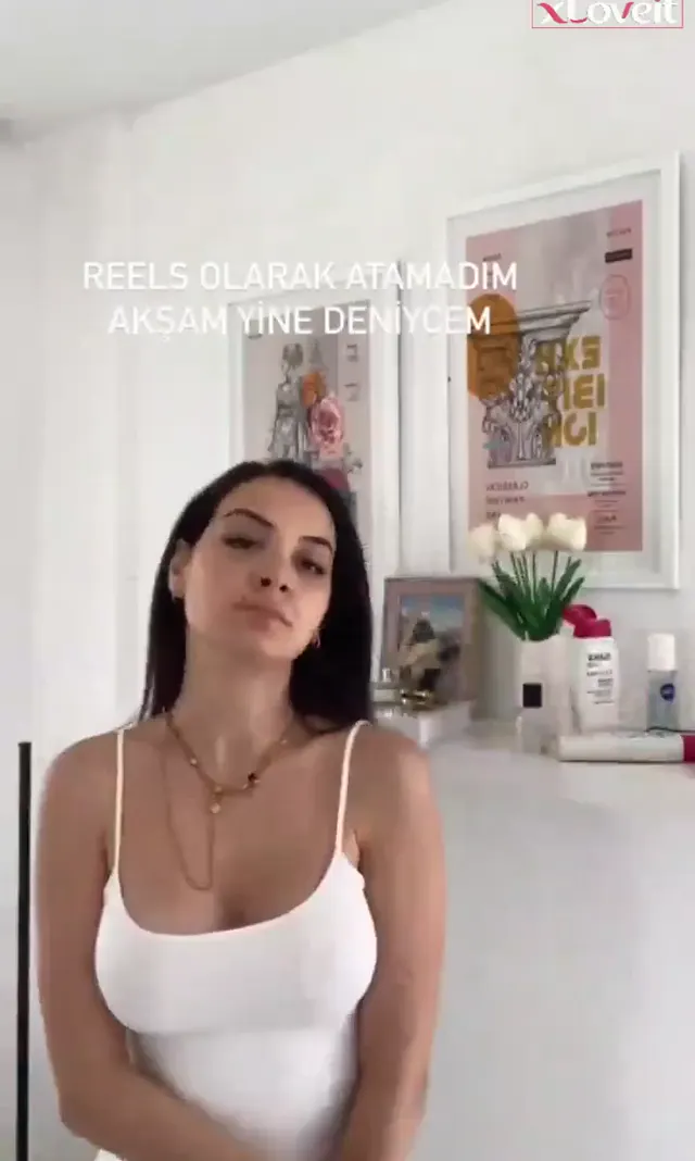 Nazlıcan Tanrıverdi — Nazlıcan Tanrıverdi ifşa Abonelik videoları Vol 1 · sahne 1