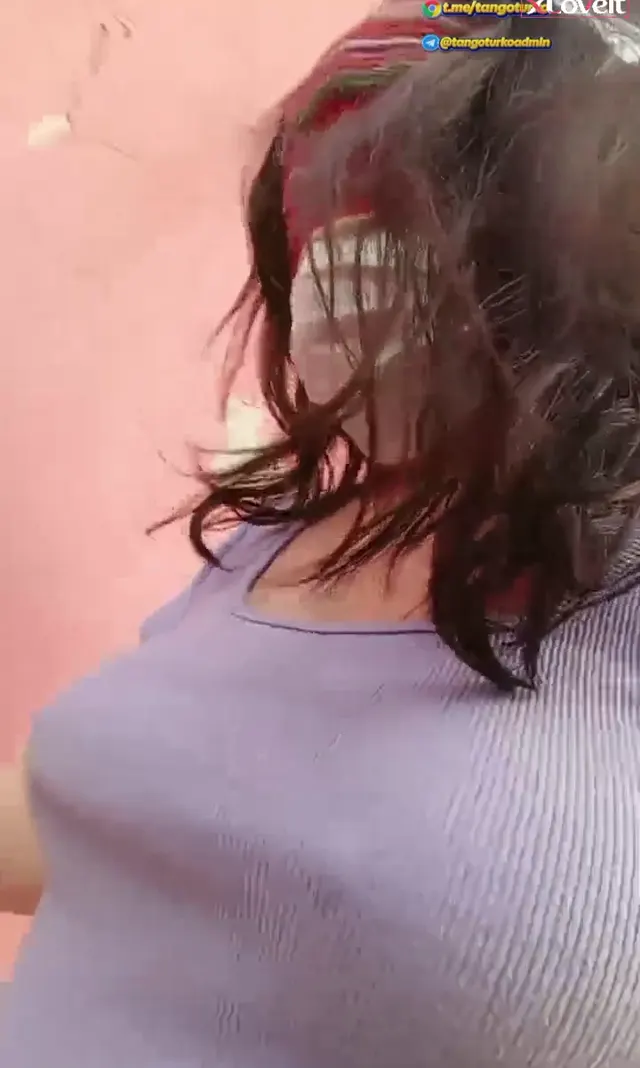 Nesrin Altay ifşa Bahçede nude video çekti — Nesrin Altay — Canlı Yayınlar · sahne 2
