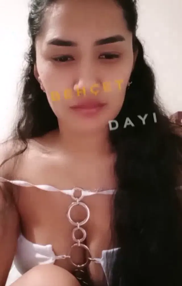 Nil Quuen ifşa Rakı içerek yayın yaptı — Tango Nil Queen — Bedava Porno · sahne 2