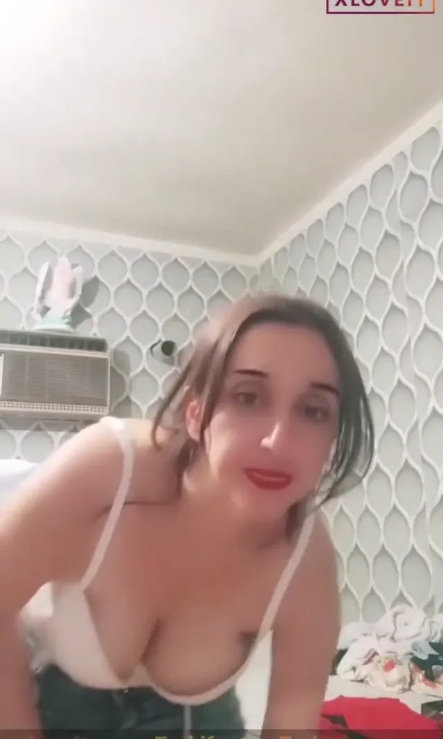 Olgun Lezbiyen Sarı Kız ifşa Sevgilisi çok azgın — Canlı Yayınlar · sahne 2