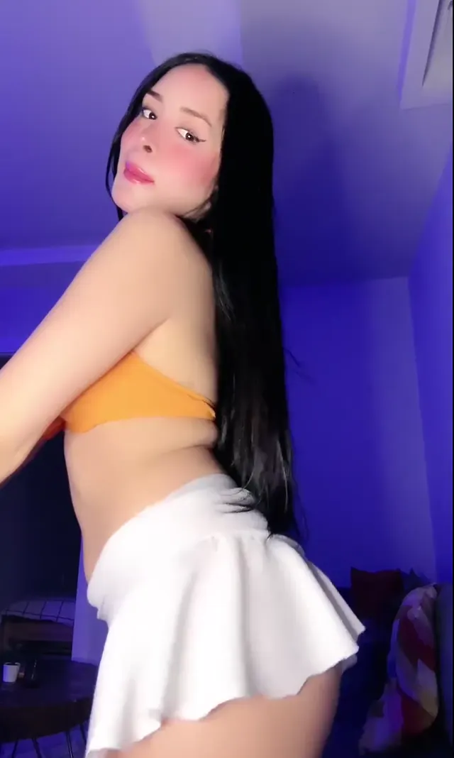 Pinkqueen — Pinkqueen · sahne 3