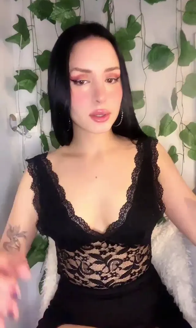 Pinkqueen ifşa Bol alkollü hd 1 saatlik yayını — Tango Pink Queen — Canlı Yayınlar · sahne 3