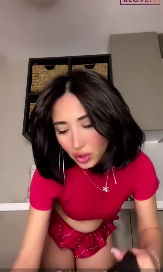 Samael ifşa Seksi ünlü yayıncıyı seyret — Tango Samael — Canlı Yayınlar · sahne 1