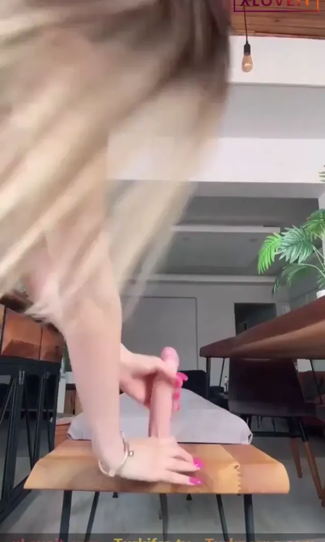 Cerenqueen ifşa Dildo mastürbasyon premium video — Cerenqueen — Türk ifşa · sahne 1