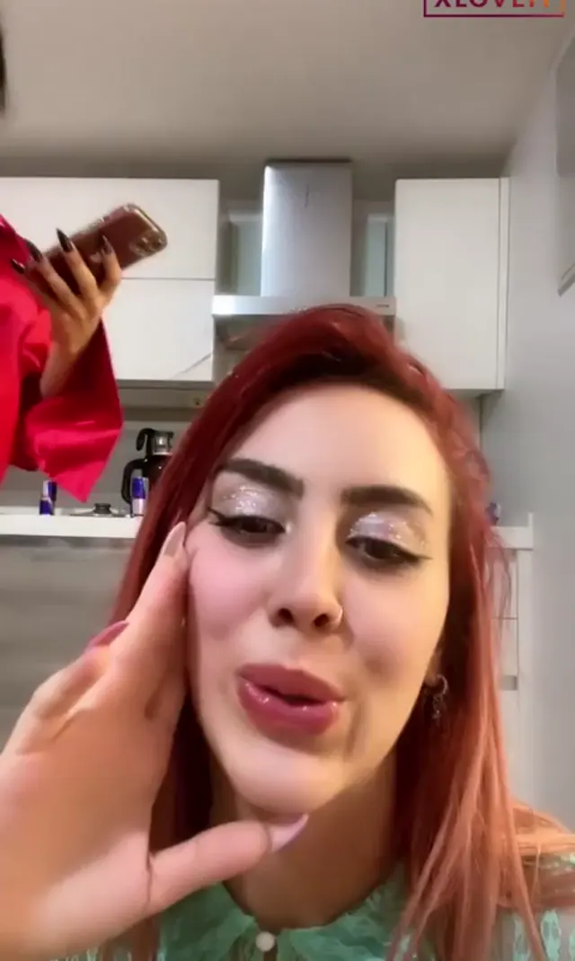 Semfunny ifşa Esmer kankasıyla canlı yayında — SemFunny — Canlı Yayınlar · sahne 2