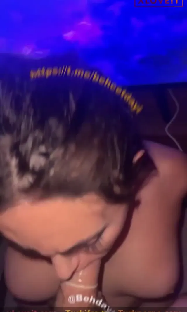 Sert Porno Alina Keskin sakso çekip inleyerek verdi — Mobil Porno · sahne 2
