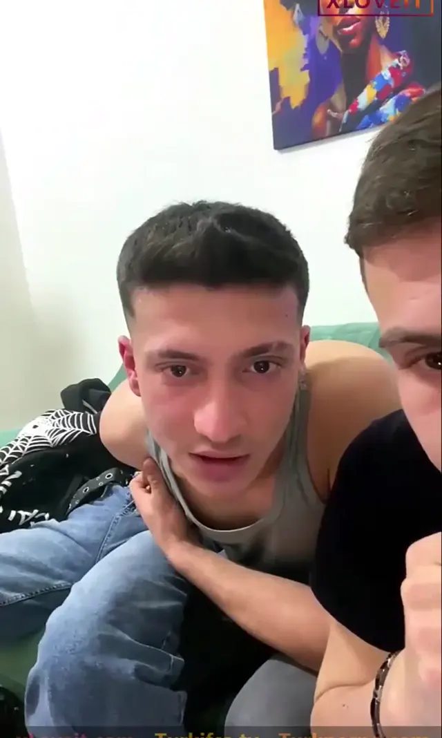 Şeval ifşa 2 kız 2 erkek canlı yayında — Canlı Yayınlar · sahne 2
