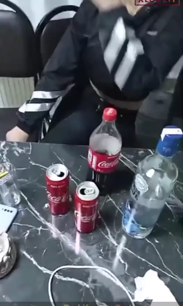 Simge Bayram — Simge Bayram ifşa 2 kız soyunup birbirini okşadı · sahne 1