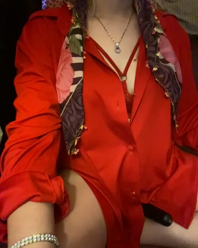 Stripchat Köylü ifşa Güzel yayın videosu — Köylü — Canlı Yayınlar · sahne 2