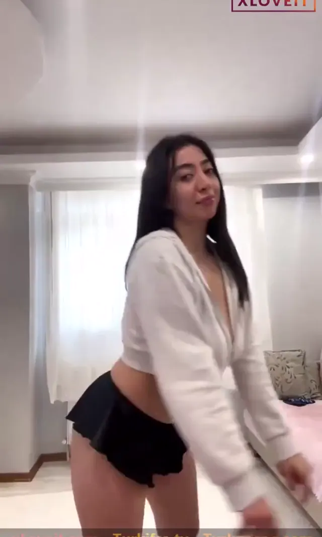 Tango Asen ifşa Büyük meme dekolteli yayın yaptı — Tango Asen — Canlı Yayınlar · sahne 2