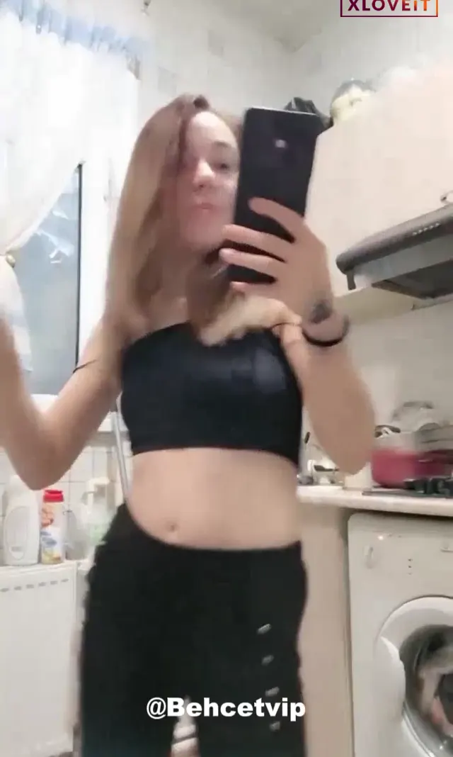 Tango Bebiş ifşa Canlı yayınını seyret — Bebiş — Canlı Yayınlar · sahne 3
