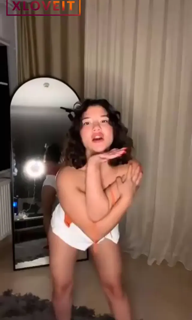 Tango Burcu Yıldız ifşa yayın — Burcu Yıldız — Türk ifşa · sahne 2