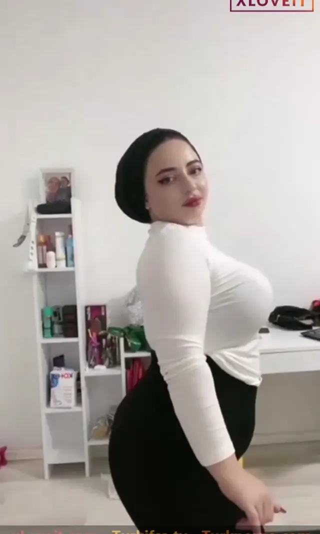 Tango Ceyda ifşa Kapalı koca meme göt karşında — Tango Ceyda — Canlı Yayınlar · sahne 1