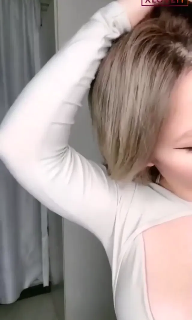 Tango Ilgın ifşa Seksi kızdan meme temalı yayın — Tango Ilgın — Canlı Yayınlar · sahne 3