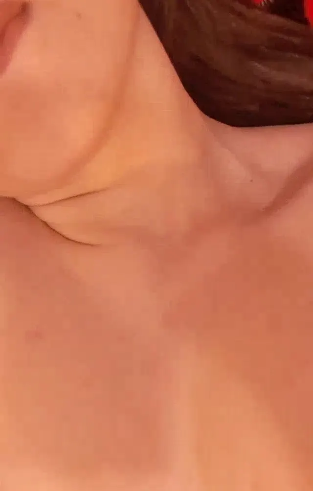 Tango Laura ifşa Uyanınca yayın açıp soyundu — Tango Laura — Bedava Porno · sahne 2