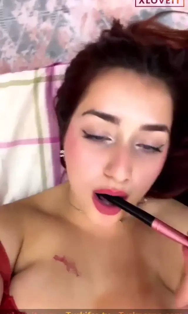 Tango Lili — Tango Lili ifşa nude Olgun lezbiyenler canlı yayında · sahne 2