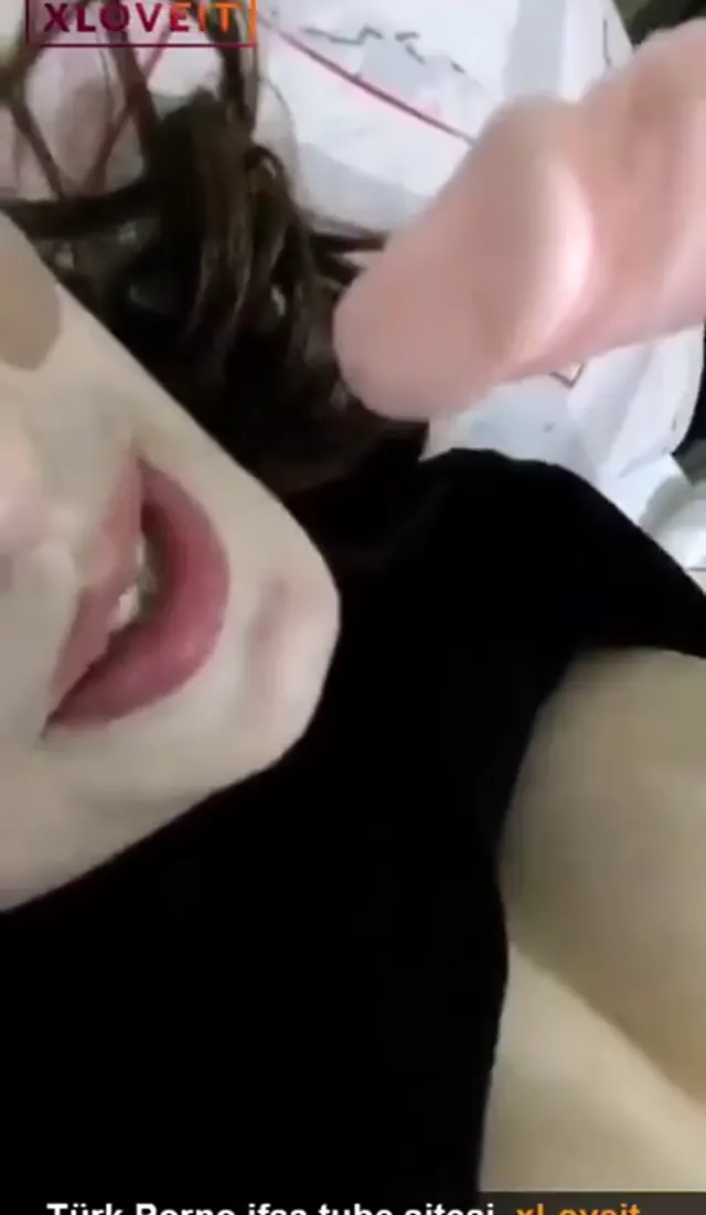Tango melisa — Tango Melisa ifşa dildo mastürbasyon · sahne 3