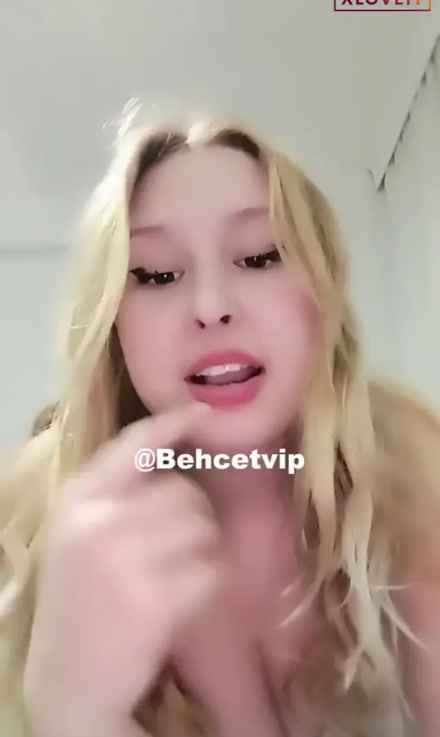 Tango Sera — Tango Sera ifşa Sarı kızdan meme amcık show · sahne 2