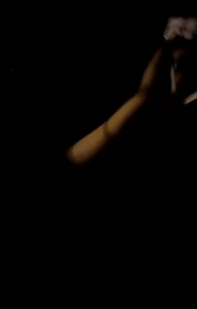 Tango Tusem ifşa Kocaman Memeleri sütyenine sığmıyor — Tango Tusem — Bedava Porno · sahne 1