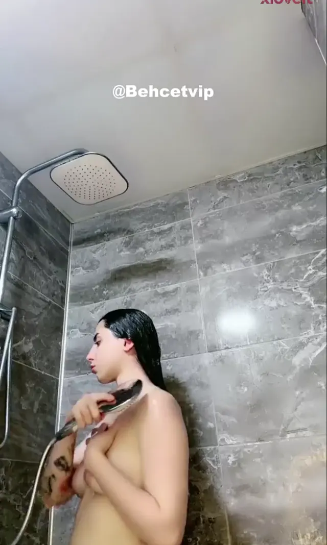 Usercik — Tango Usercik ifşa HD Uzun banyo canlı yayını · sahne 3