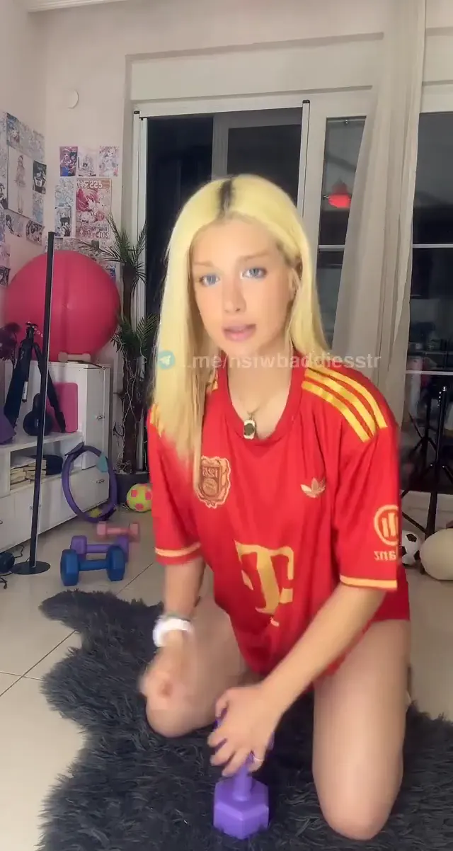 Tiktok MissHoca ifşa – Yayın videosu Vol 6 — MissHoca — Canlı Yayınlar · sahne 1