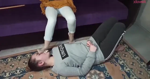 Türbanlı Mistress köle kıza neler yaptı neler — Keyifhane — Türk ifşa · sahne 3