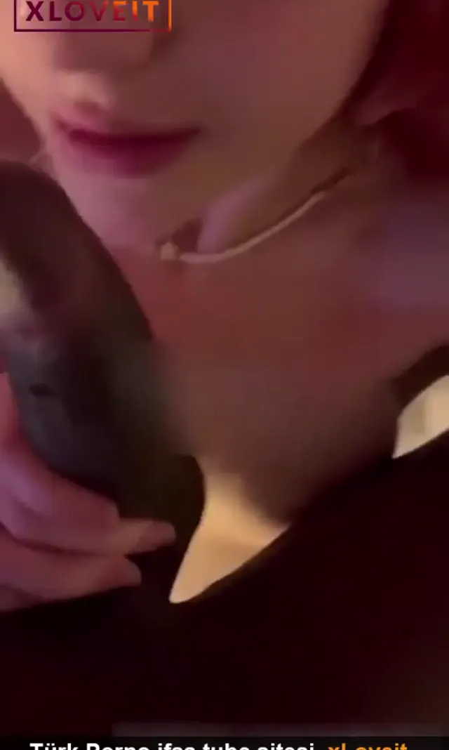 Türk kızıl sakso Zenci yarağı yalıyor — Amatör Porno · sahne 3