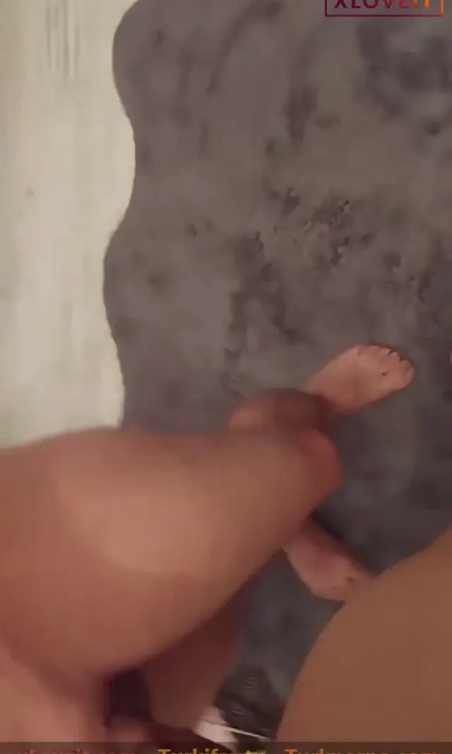Üniversiteli Porno Tango Gizem canlı sikişip yüzüne patlattı — Konulu Porno · sahne 2