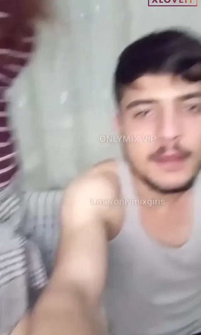 Yakıcı kız — Yakıcı Kız ifşa Manitasıyla canlı yayında · sahne 2