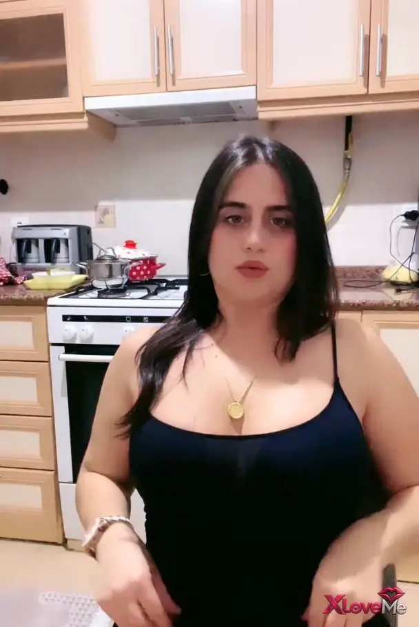 Türk İfşa HD — Ayşe Elbi ifşa Milf hatundan canlı yayın izle