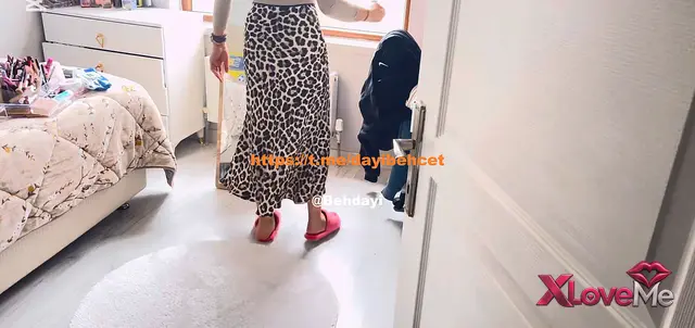 Hizmetçi Porno — Esma ile Her Telden ifşa nude Youtube katıl Part 3 seyret — Esma ile Her Telden