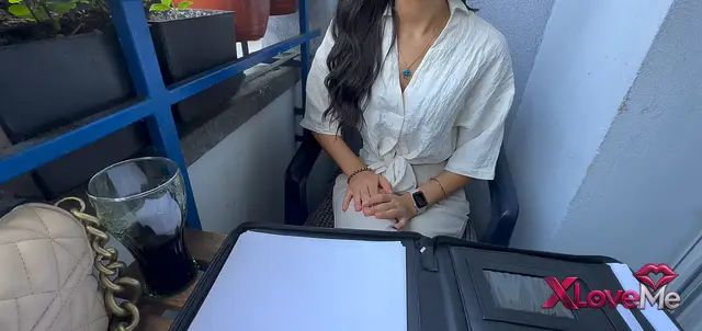 Türk Sakso — Almanyada iş görüşmesine giden Türk hatunu sikip sırtına boşaldı — Selin Sudegül